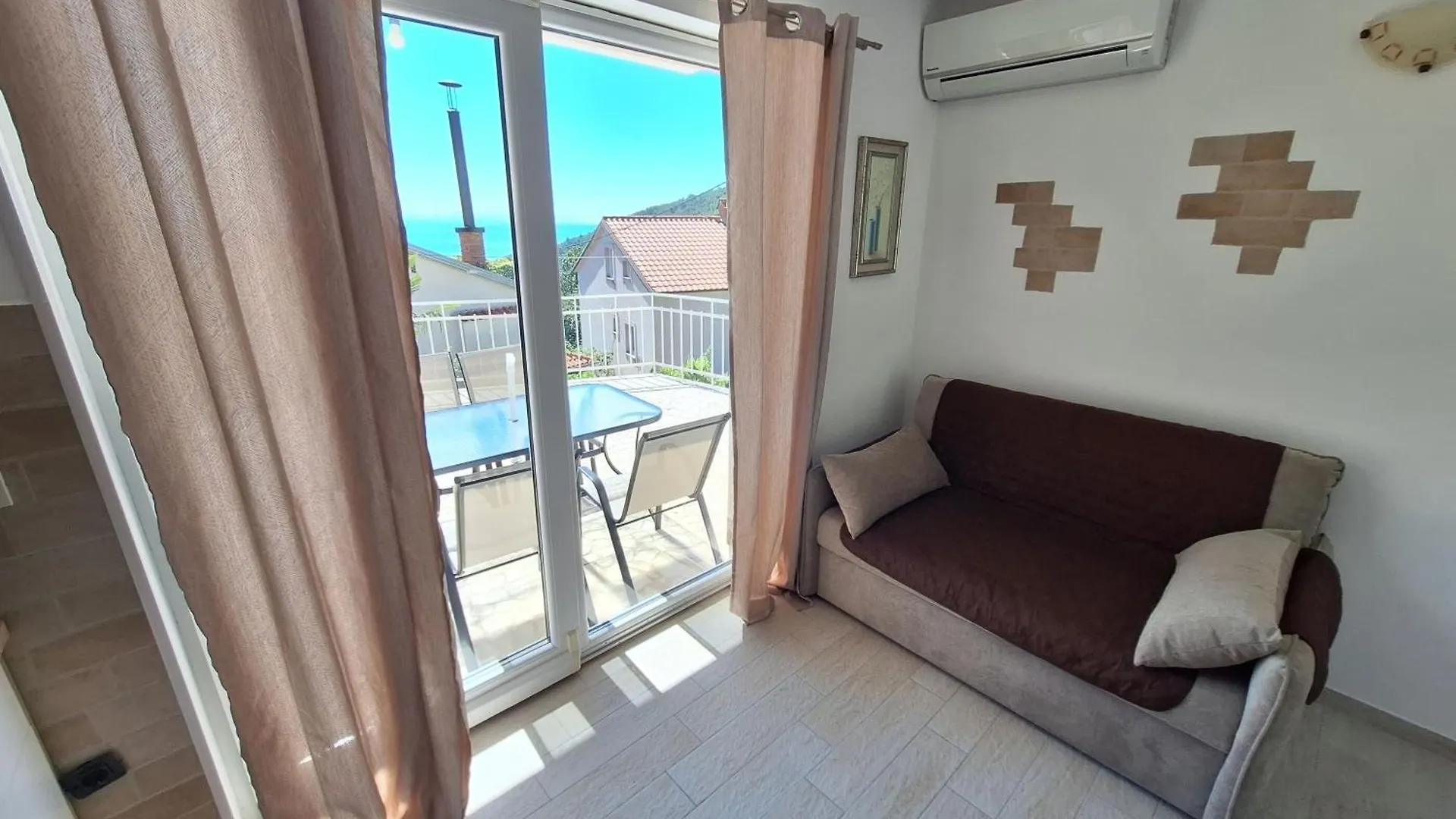 Apartment Modric Lovranska Draga 0*,  Croatia